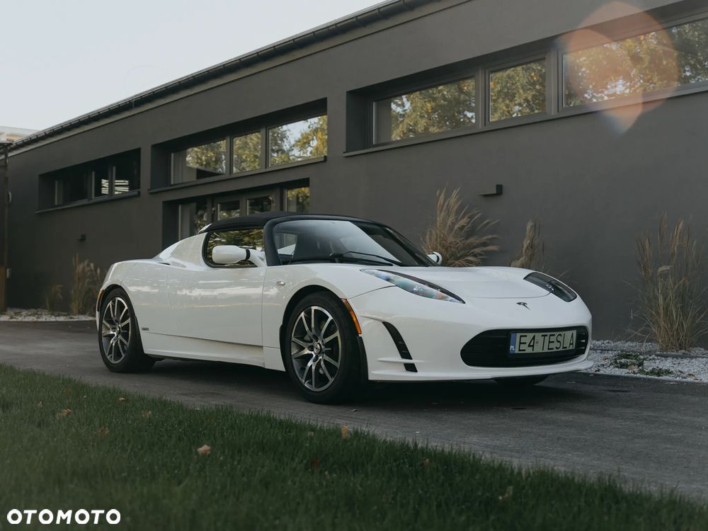 Tesla Roadster - 1