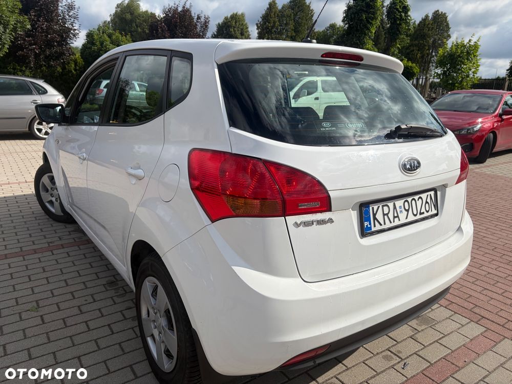 Kia Venga 1.4 L - 5