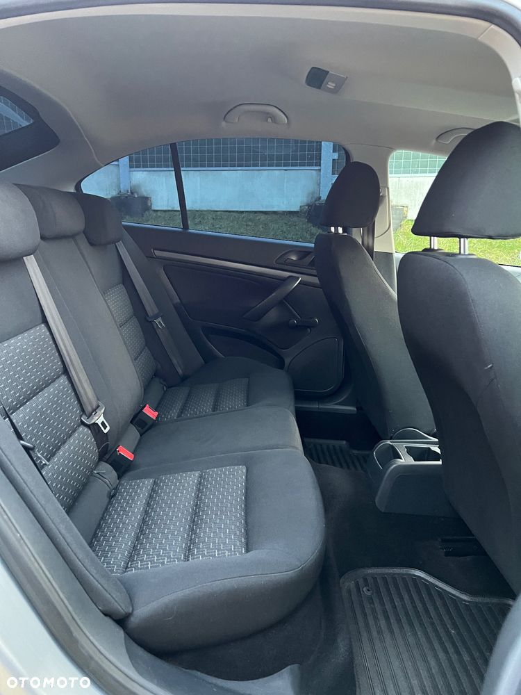 Skoda Octavia 1.6 TDI Ambition - 8