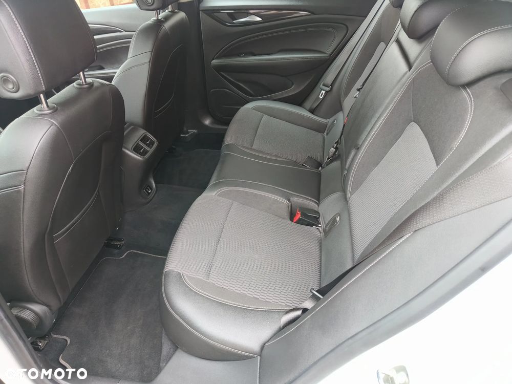 Opel Insignia 2.0 Exclusive - 16