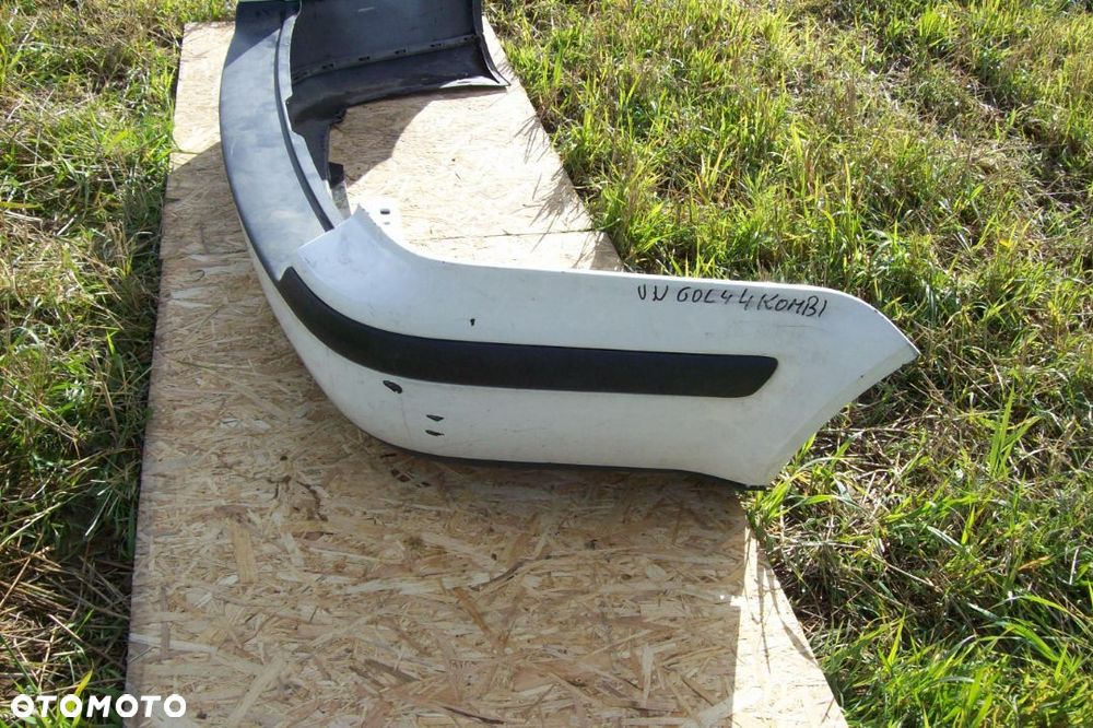 ZDERZAK TYLNY VW GOLF 4/KOMBI/BORA - 3