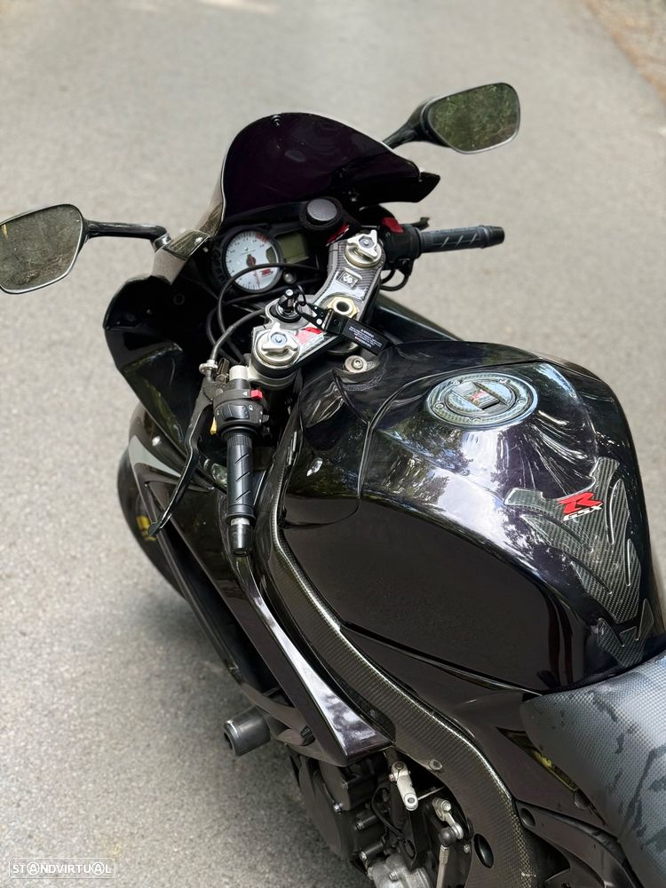 Suzuki GSX-R K7 - 2