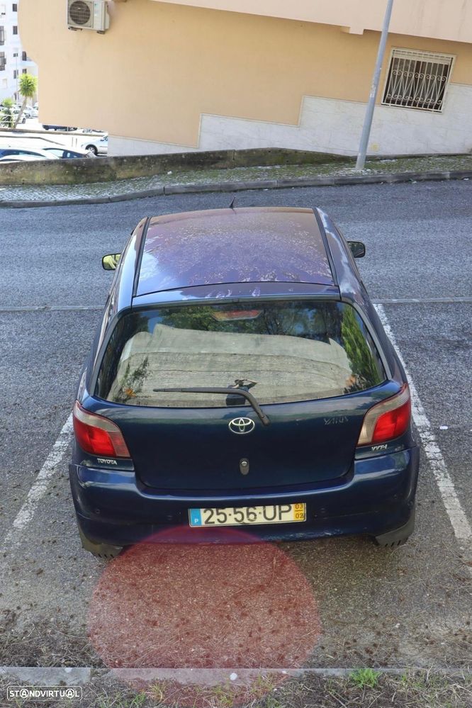 Toyota Yaris 1.0 Sol - 4