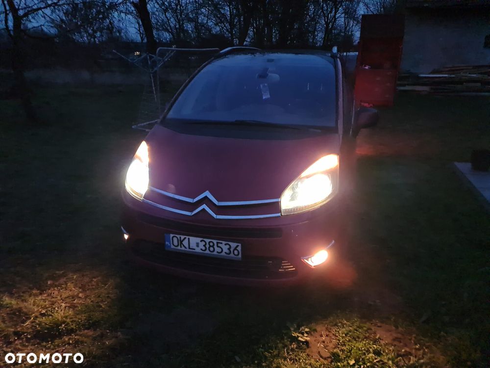 Citroën C4 2.0 HDi FAP Exclusive - 14