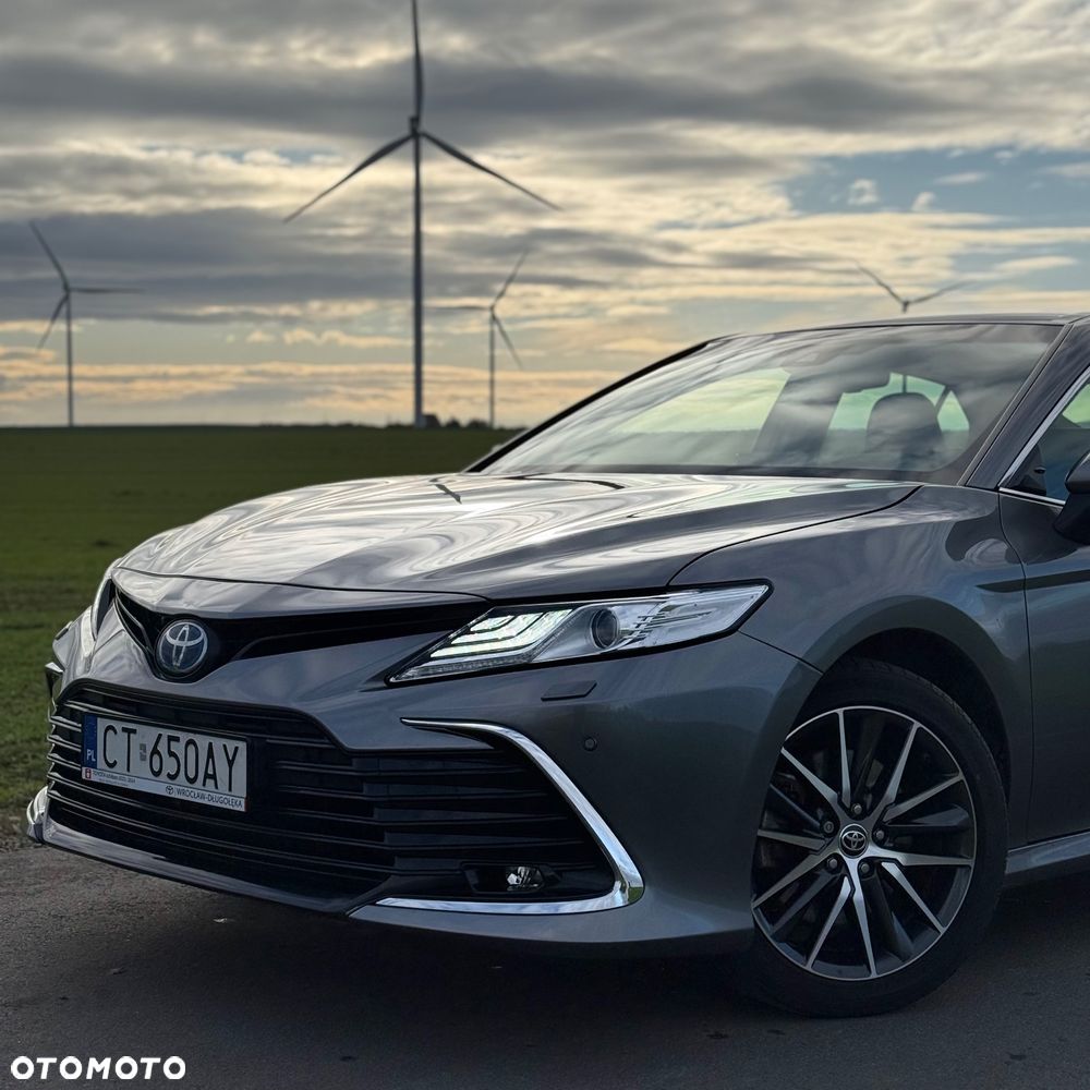 Toyota Camry 2.5 Hybrid Executive CVT - 19