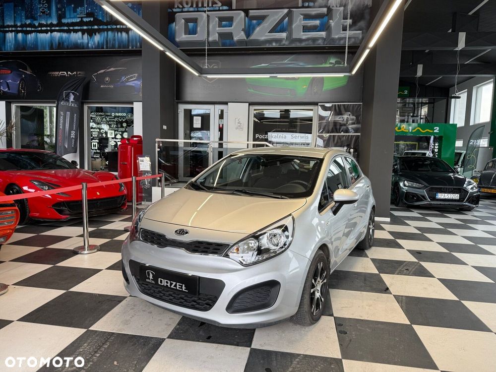 Kia Rio - 1