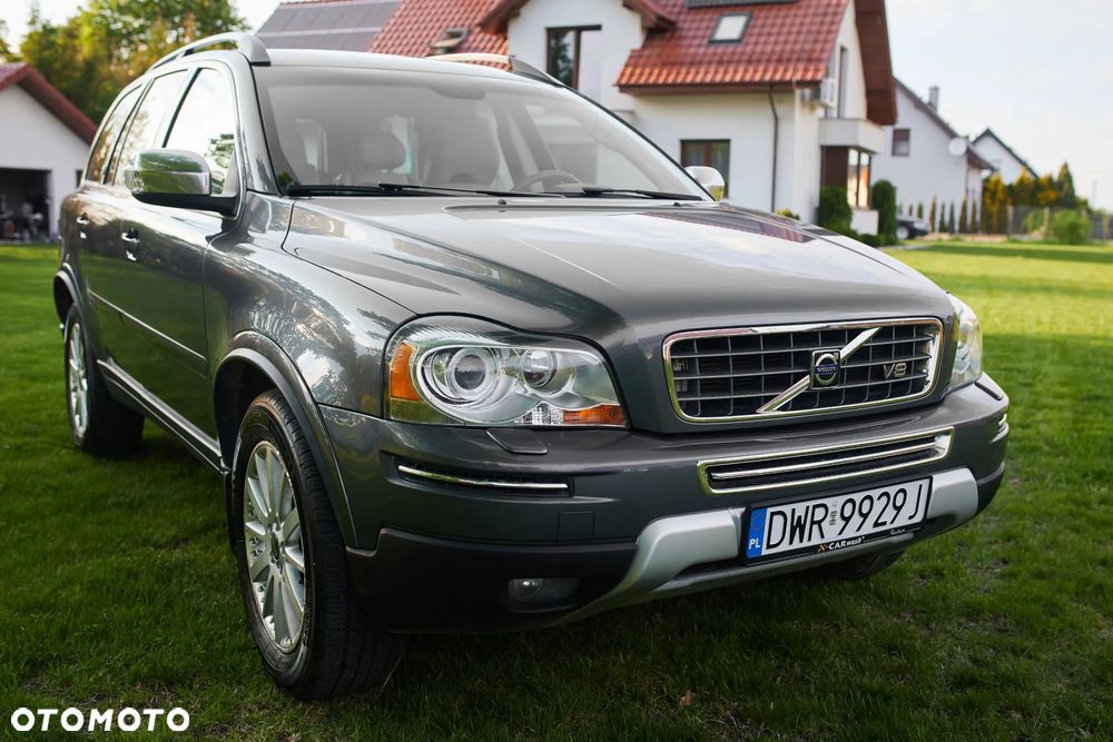 Volvo XC 90 - 1