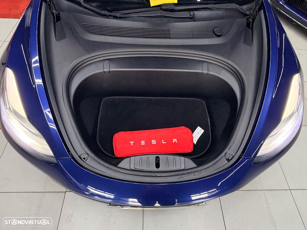Tesla Model 3 Long Range AWD Dual Motor - 28