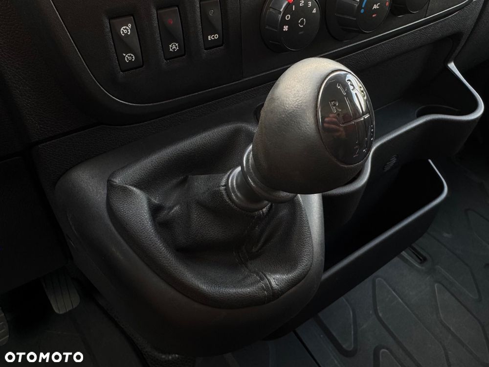Renault Master - 15