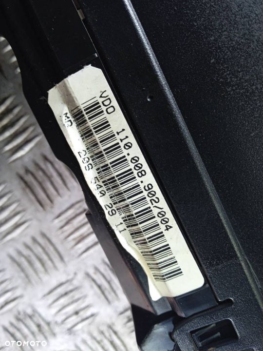 LICZNIK ZEGARY MERCEDES W208 CLK 230 2085402911 - 2