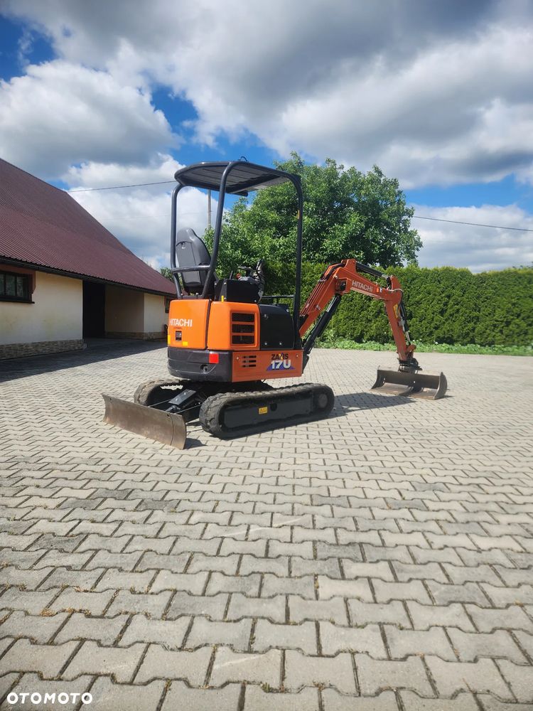 Hitachi ZX17U-6 - 5