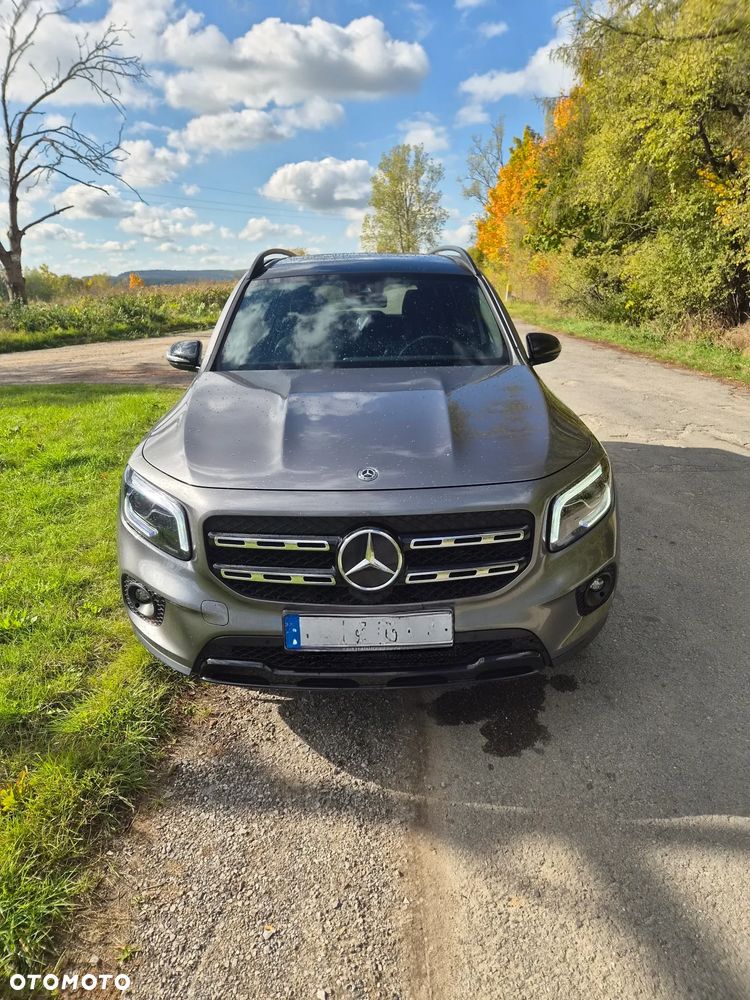 Mercedes-Benz GLB - 4