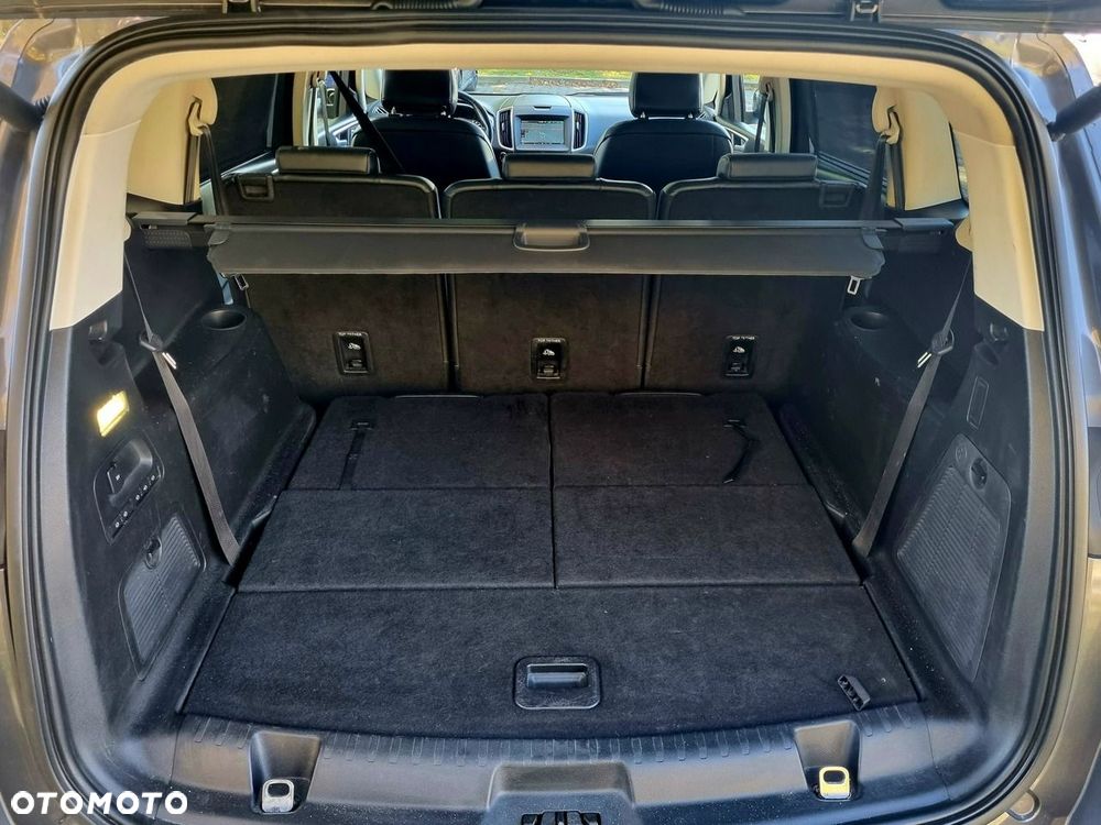 Ford S-Max 2.0 EcoBoost Titanium - 13