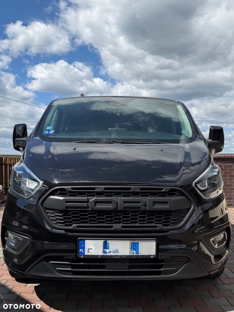 Ford Tourneo Custom - 3