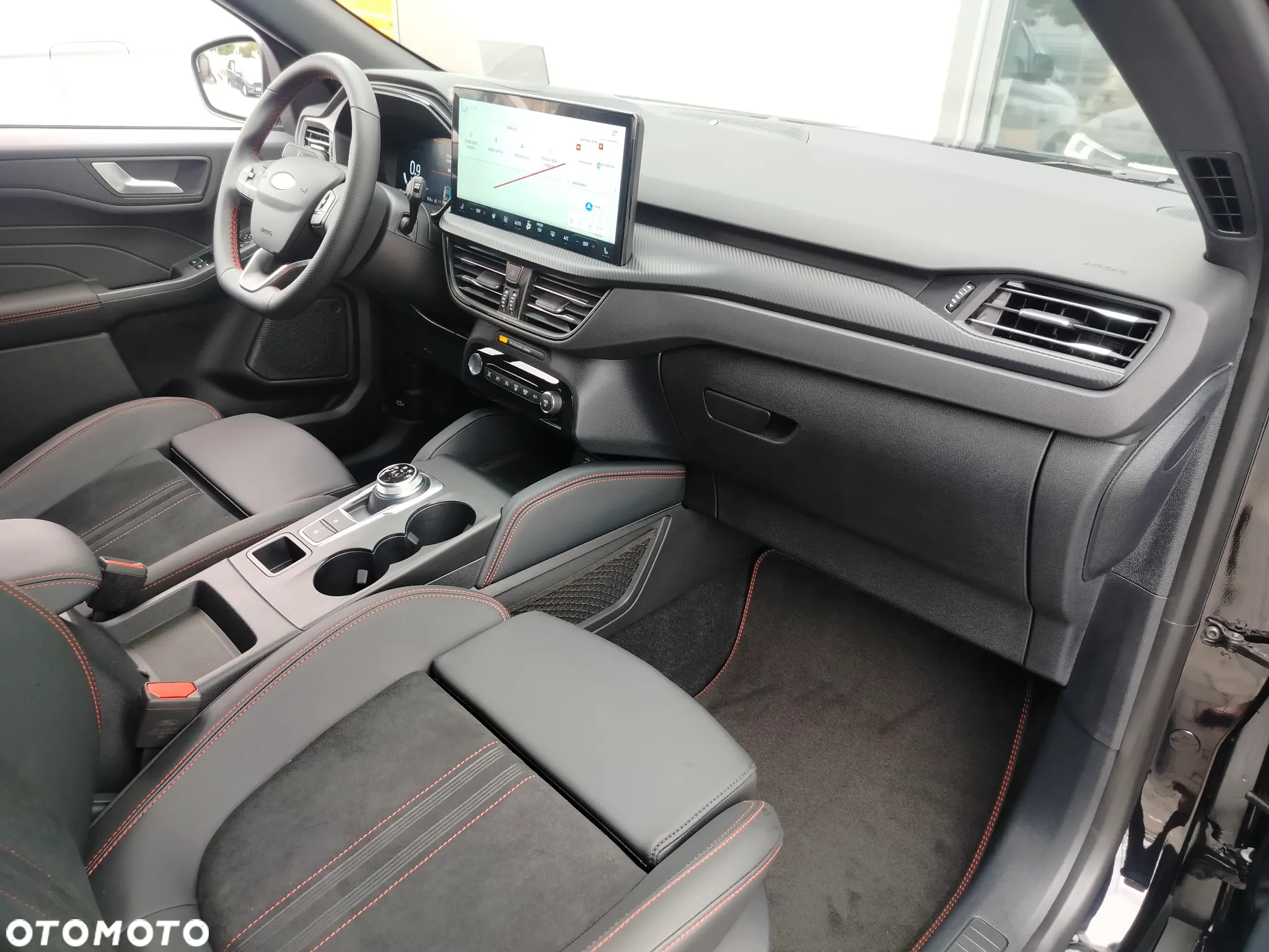 Ford Kuga - 31