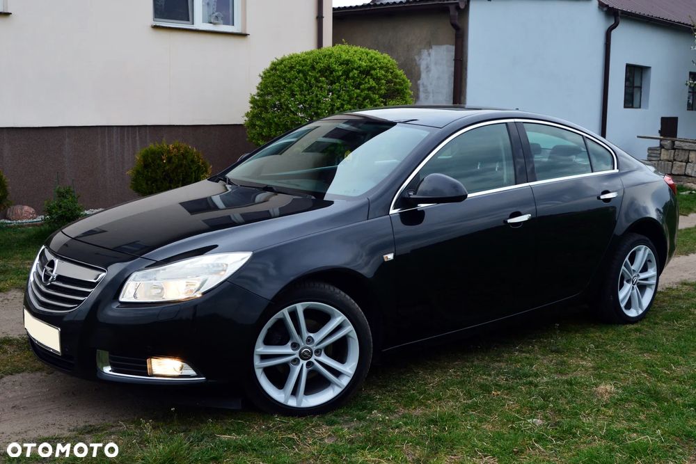 Opel Insignia - 1