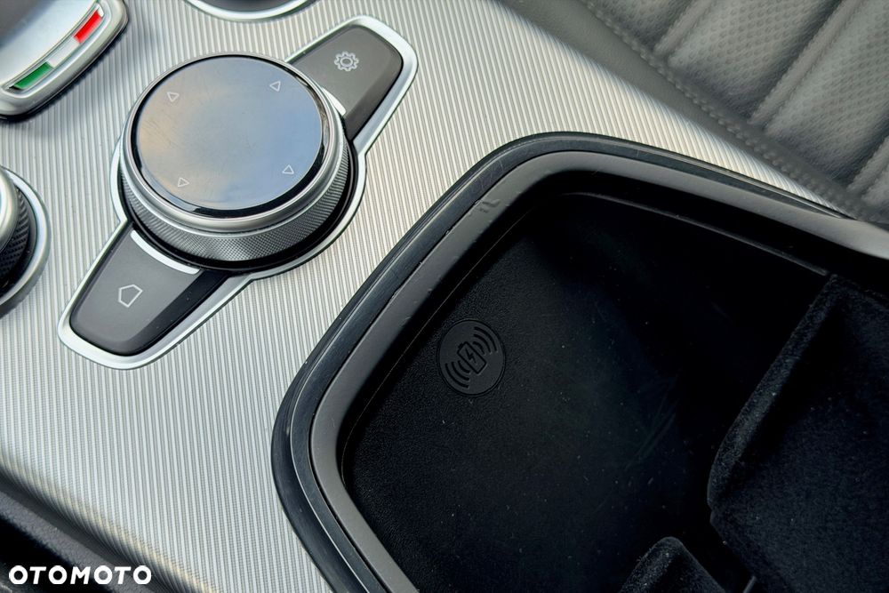 Alfa Romeo Stelvio 2.0 Turbo Veloce Q4 - 27