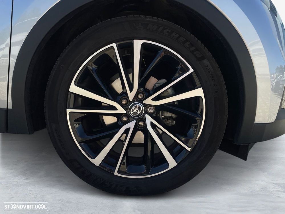 Toyota C-HR - 16