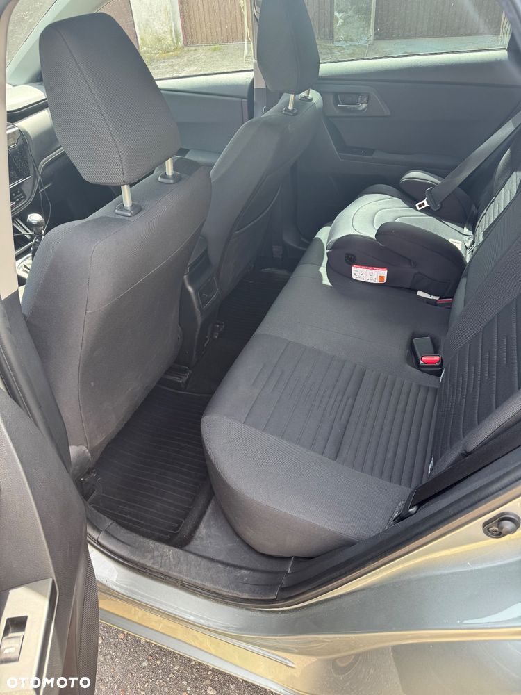 Toyota Auris 1.6 D-4D Premium - 15