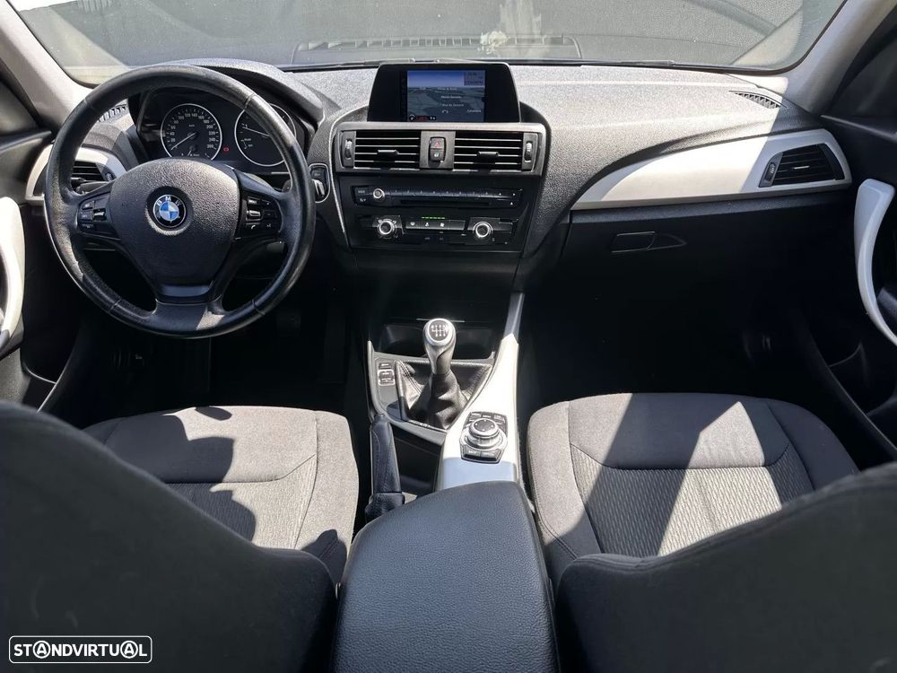 BMW 116 d EDynamics Line Sport - 30