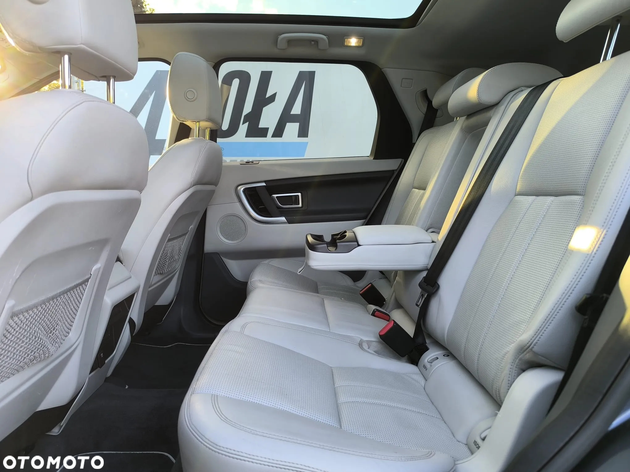 Land Rover Discovery Sport 2.0 TD4 HSE - 17