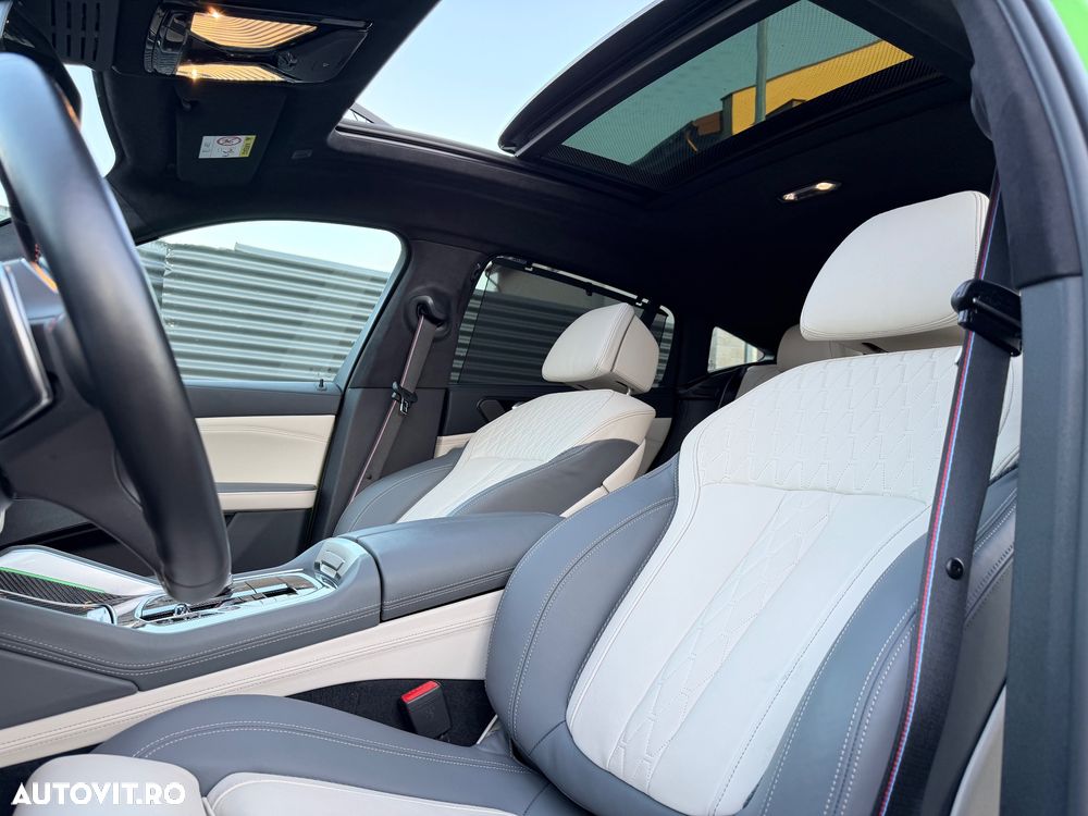BMW X6 M M60i xDrive - 12