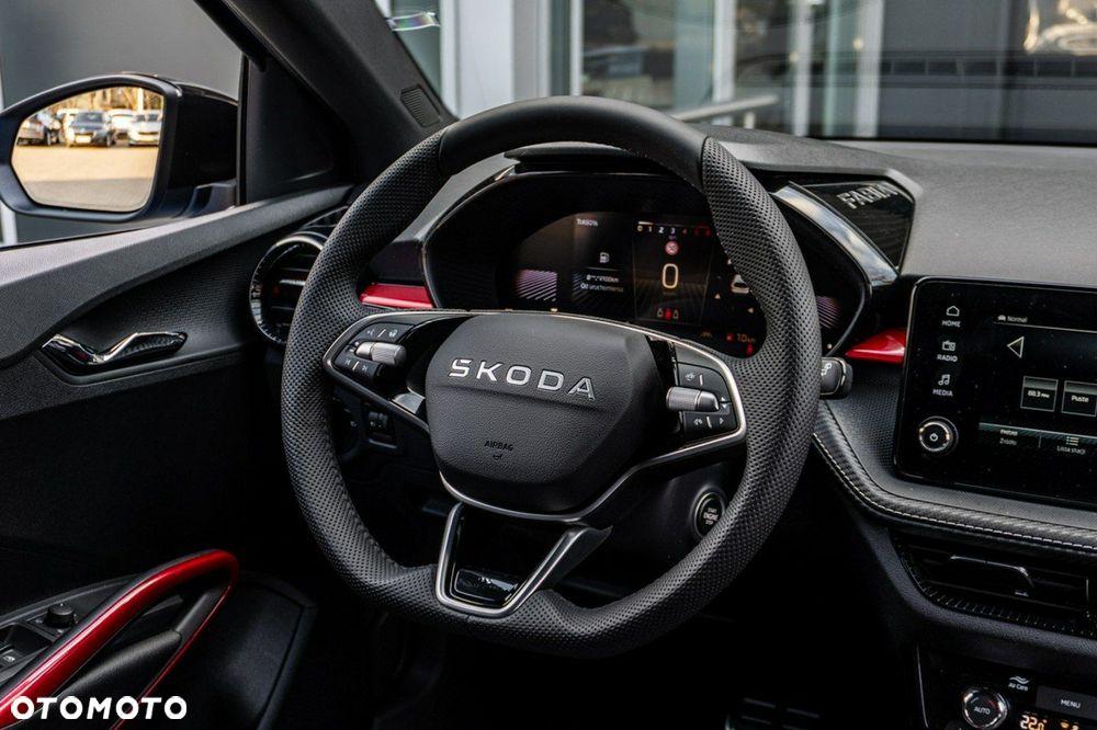 Skoda Fabia 1.0 TSI Monte Carlo DSG - 27