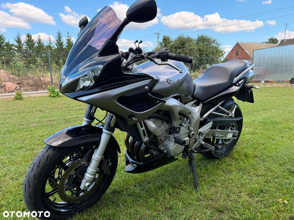 Yamaha FZ6 - 15