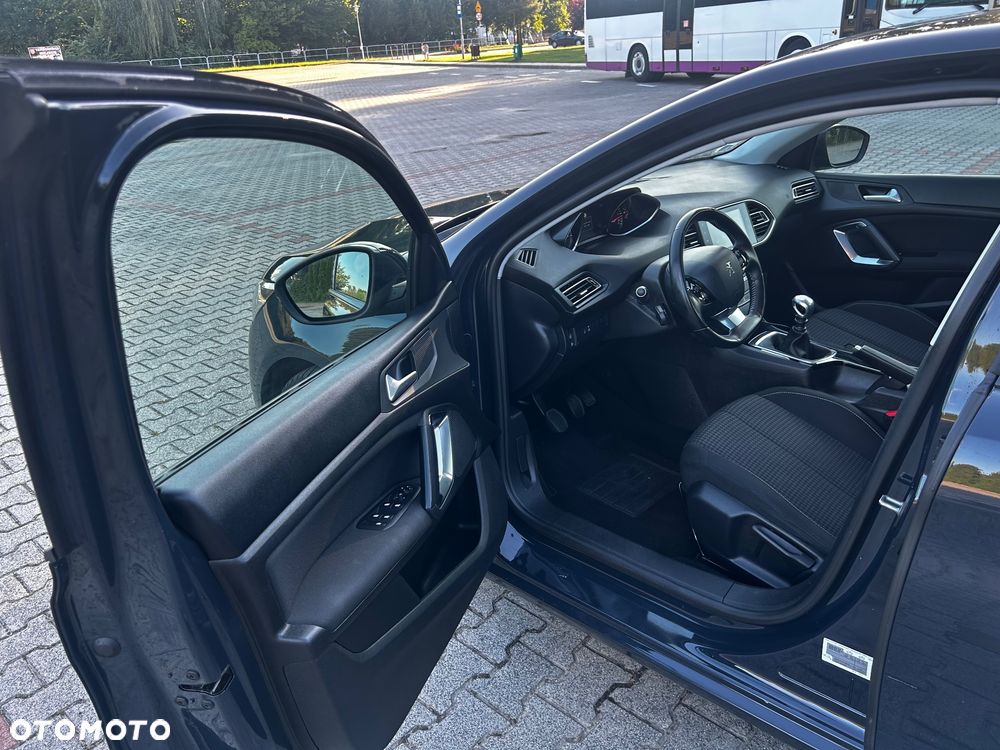 Peugeot 308 - 26