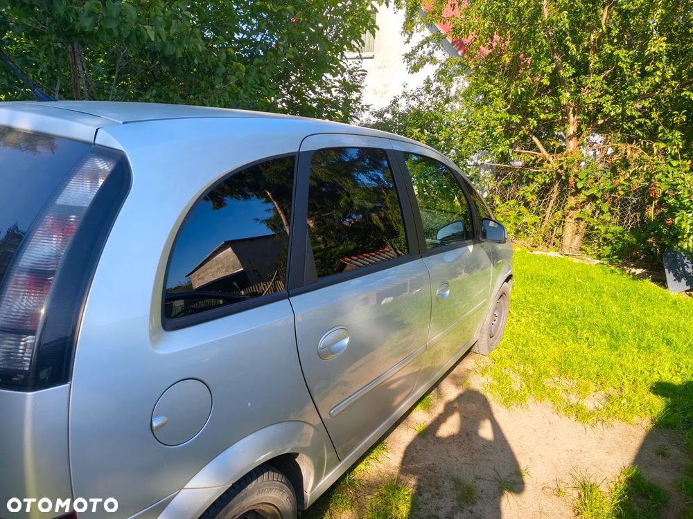 Opel Meriva 1.6 Cosmo - 4