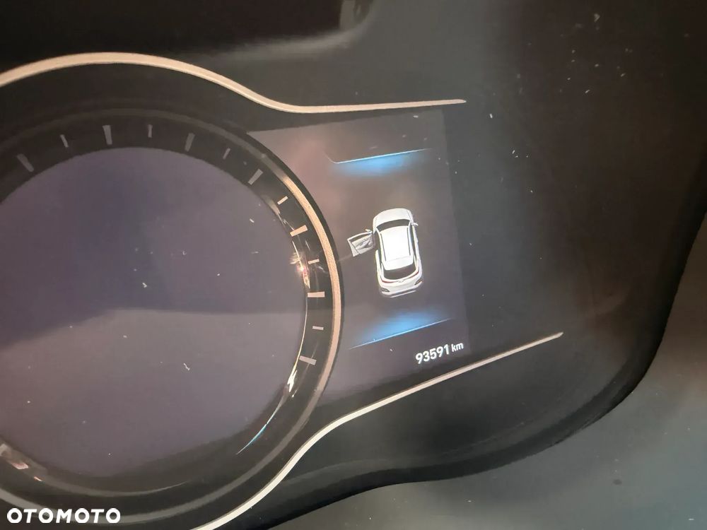 Hyundai Kona 64kWh Premium - 18