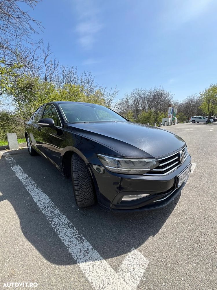 Volkswagen Passat 2.0 TDI DSG Comfortline - 1