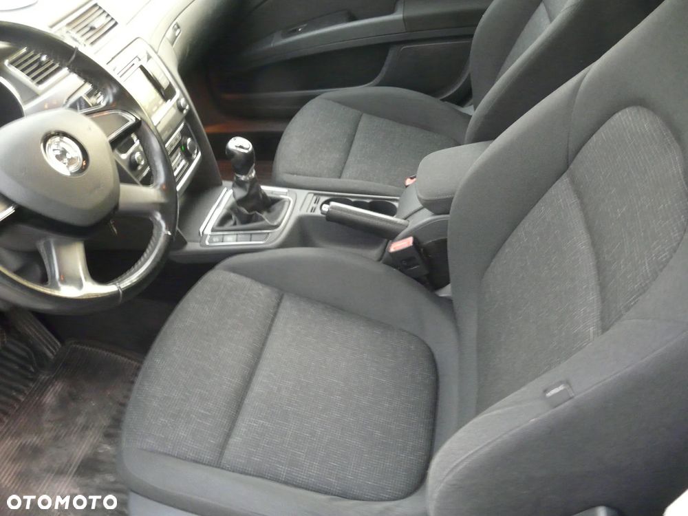 Skoda Superb 1.6 TDI Active - 12