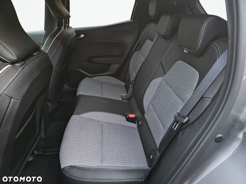 Renault Clio 1.0 TCe Techno - 17