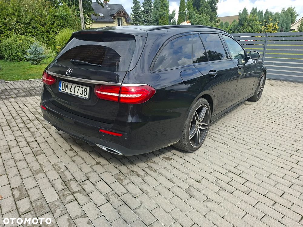 Mercedes-Benz Klasa E 220 d 9G-TRONIC - 20