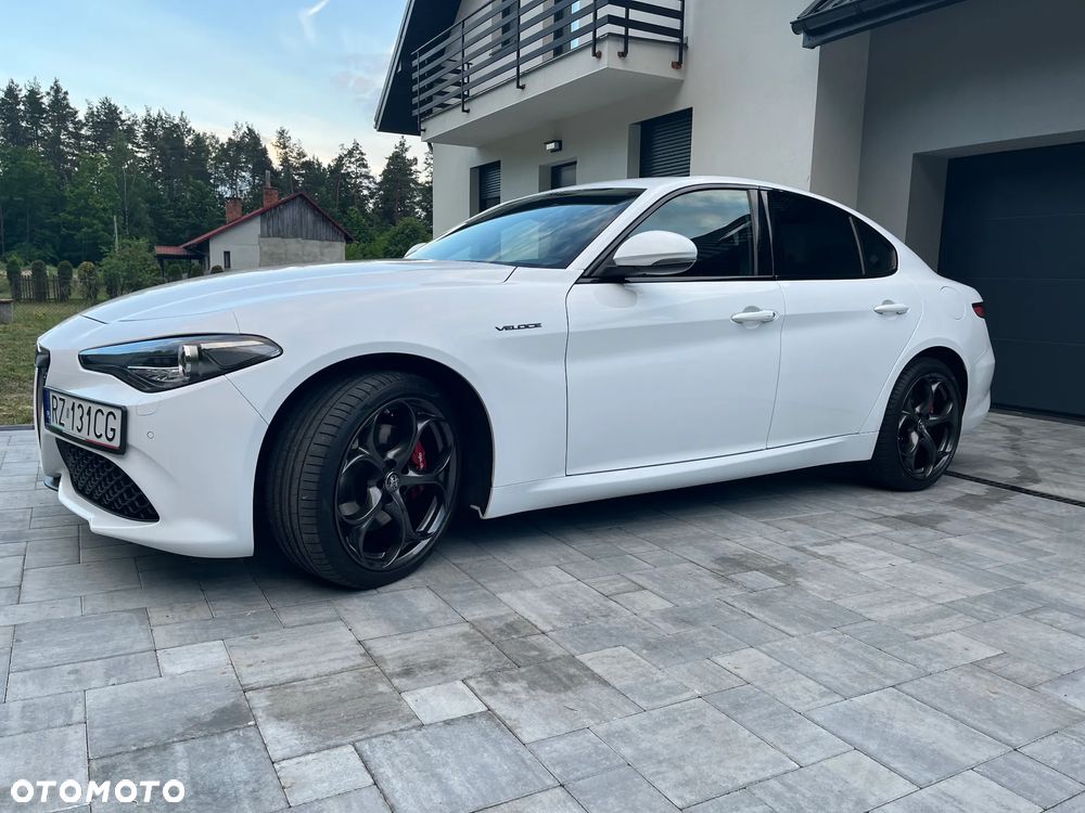 Alfa Romeo Giulia 2.0 Turbo Veloce Q4 - 4