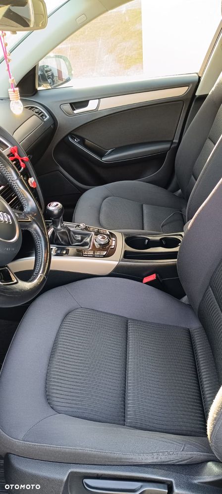 Audi A4 Avant 2.0 TDI DPF Ambition - 5