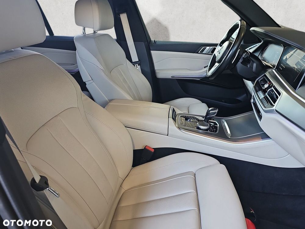 BMW X5 xDrive40d - 16