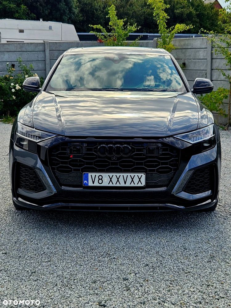 Audi RS Q8 - 8