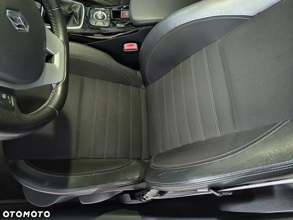 Renault Laguna 2.0 dCi Bose Edition - 17