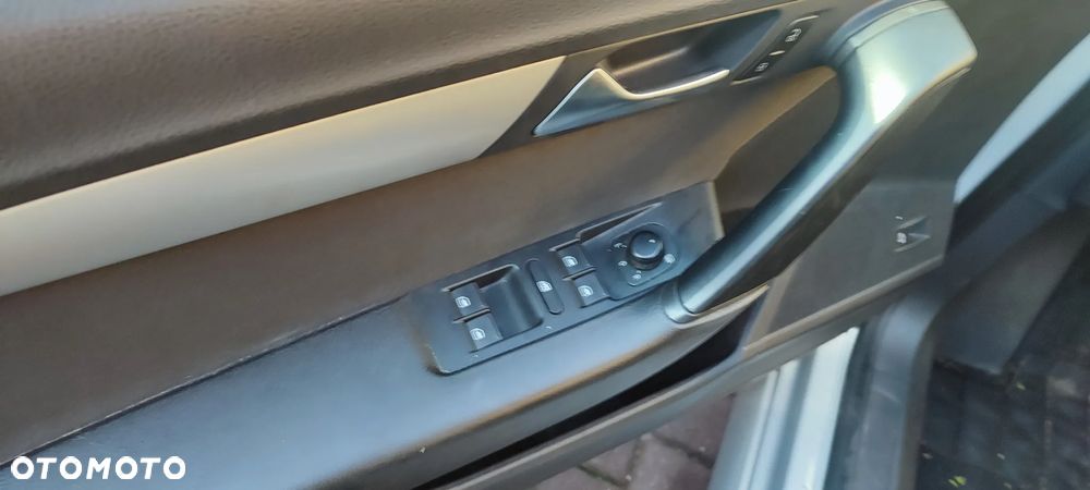 Volkswagen Passat 1.6 TDI Trendline - 28