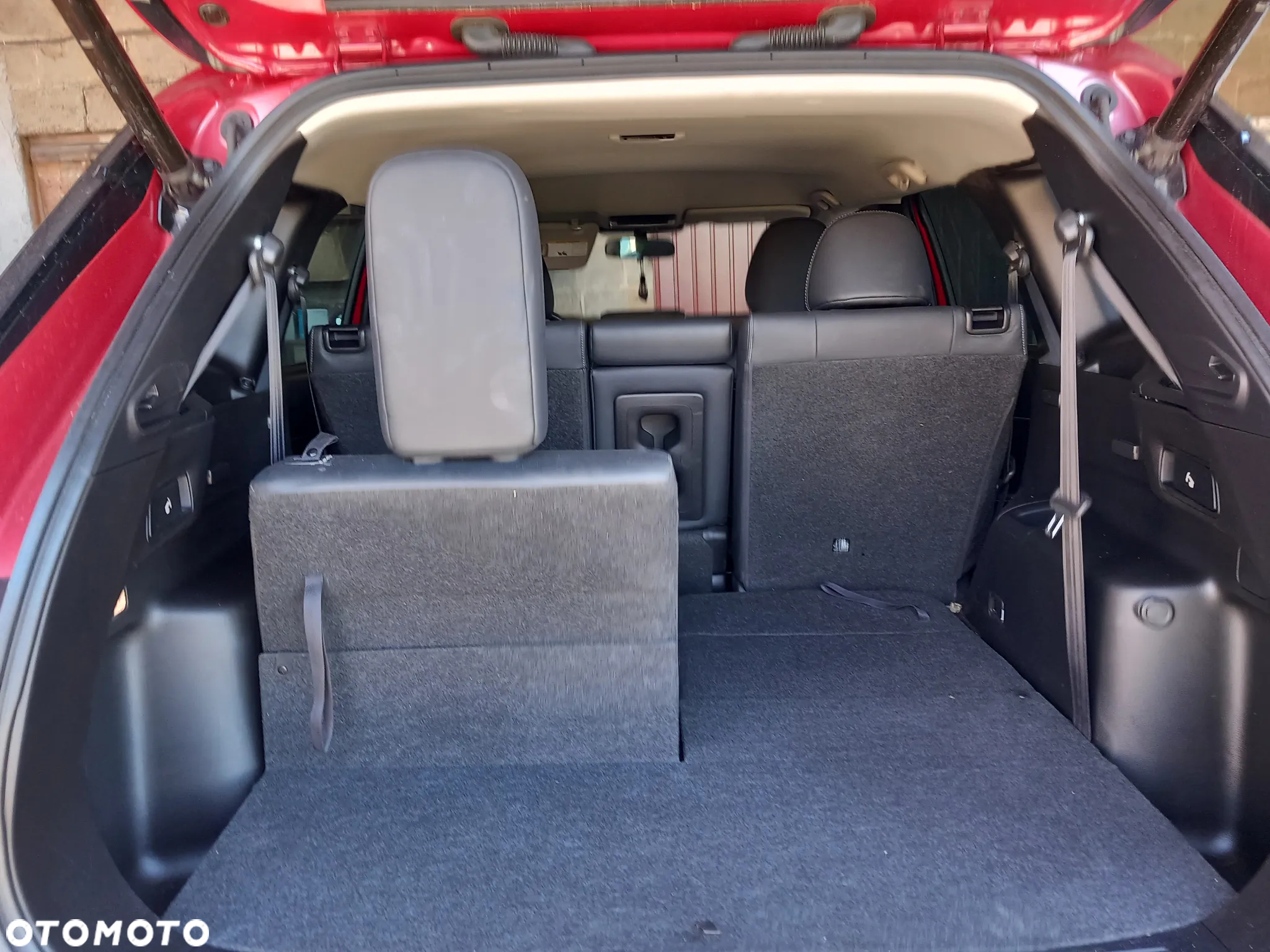 Mitsubishi Outlander 2.4 4WD CVT Intense - 19