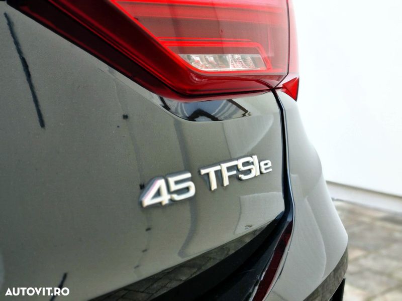 Audi Q3 Sportback 45 TFSIe S tronic - 28