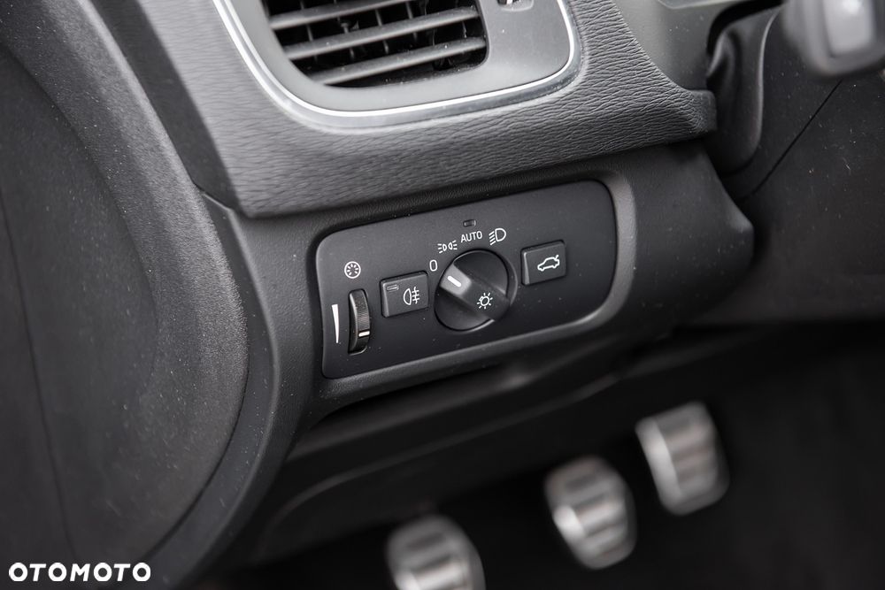 Volvo V40 D2 RDesign - 22
