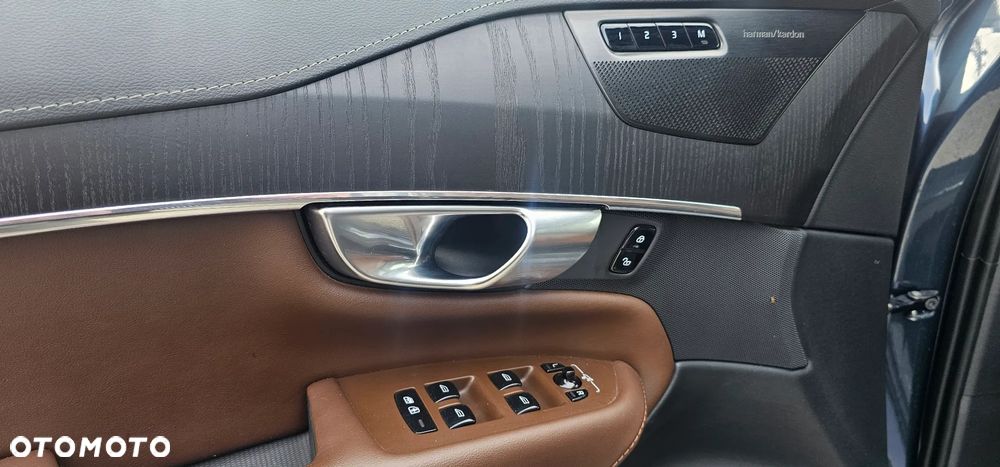 Volvo XC 90 D5 SCR AWD Inscription 7os - 14