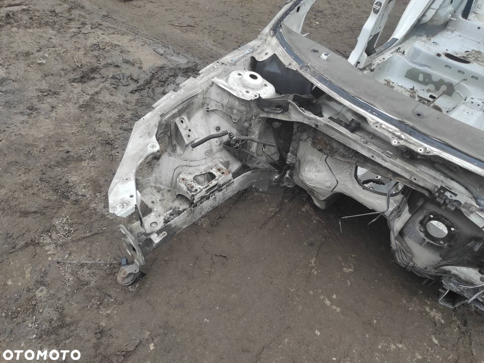 ĆWIARTKA PODŁUŻNICA PRAWY PRZÓD SKODA OCTAVIA II - 2