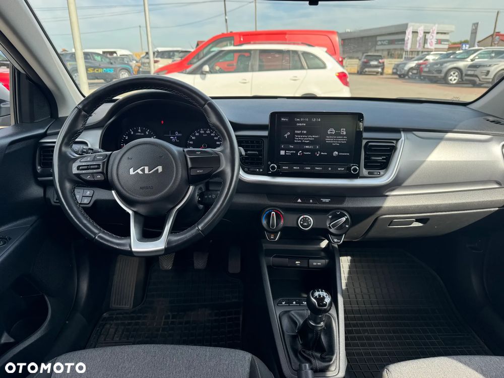 Kia Stonic 1.2 L - 8