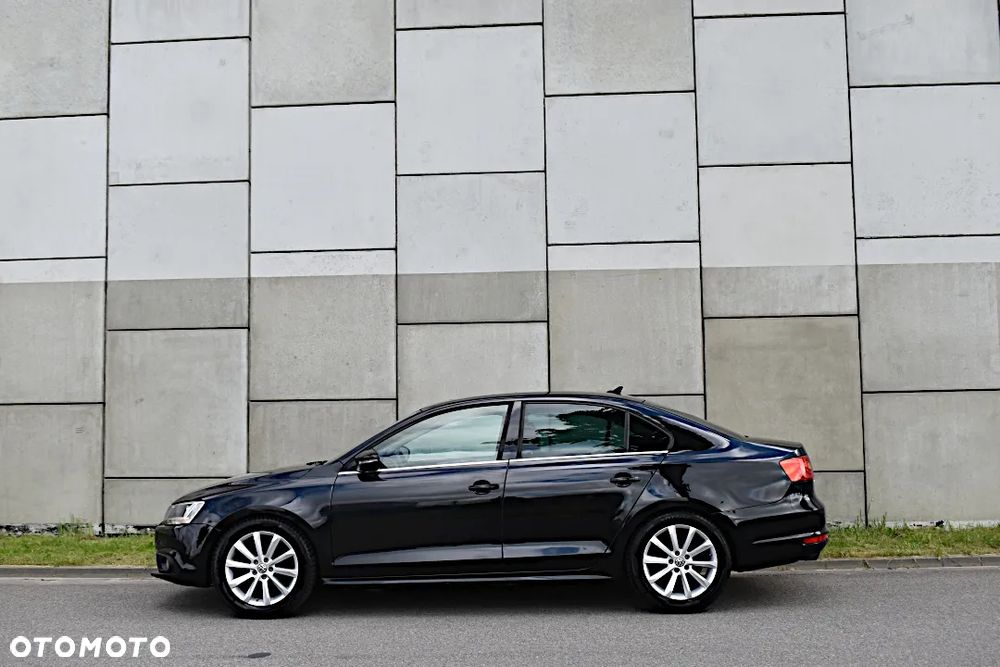 Volkswagen Jetta - 9