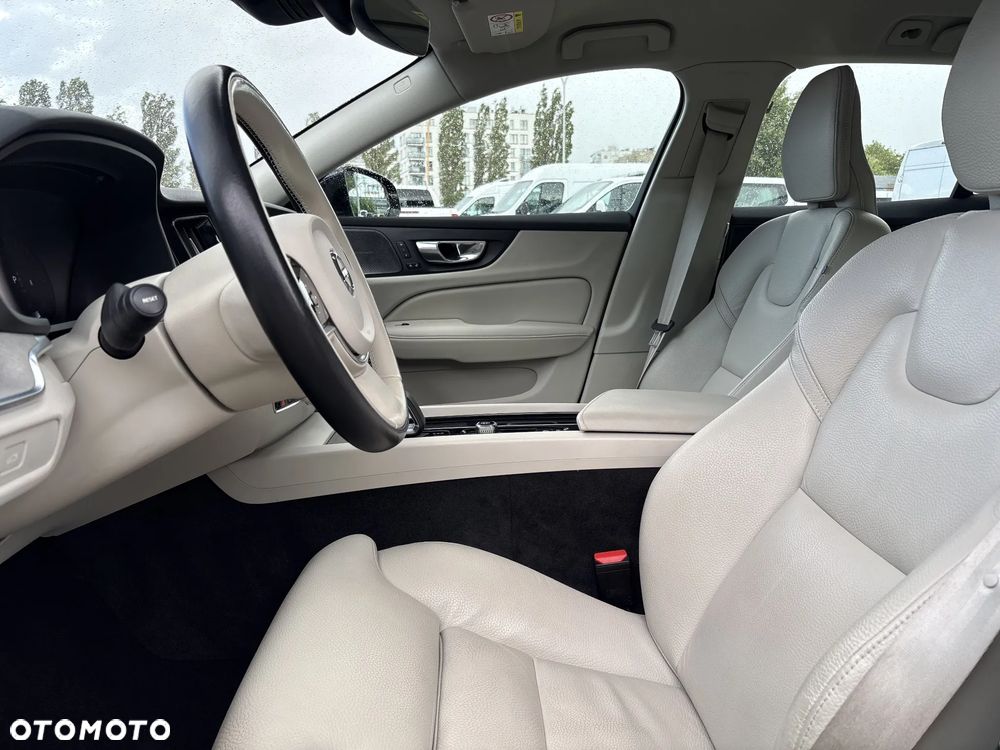 Volvo V60 B4 B Plus Bright - 10