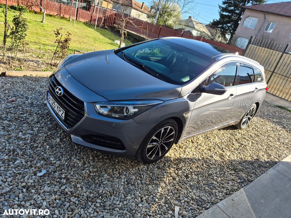 Hyundai i40 Kombi 1.7 CRDi DCT Premium - 12